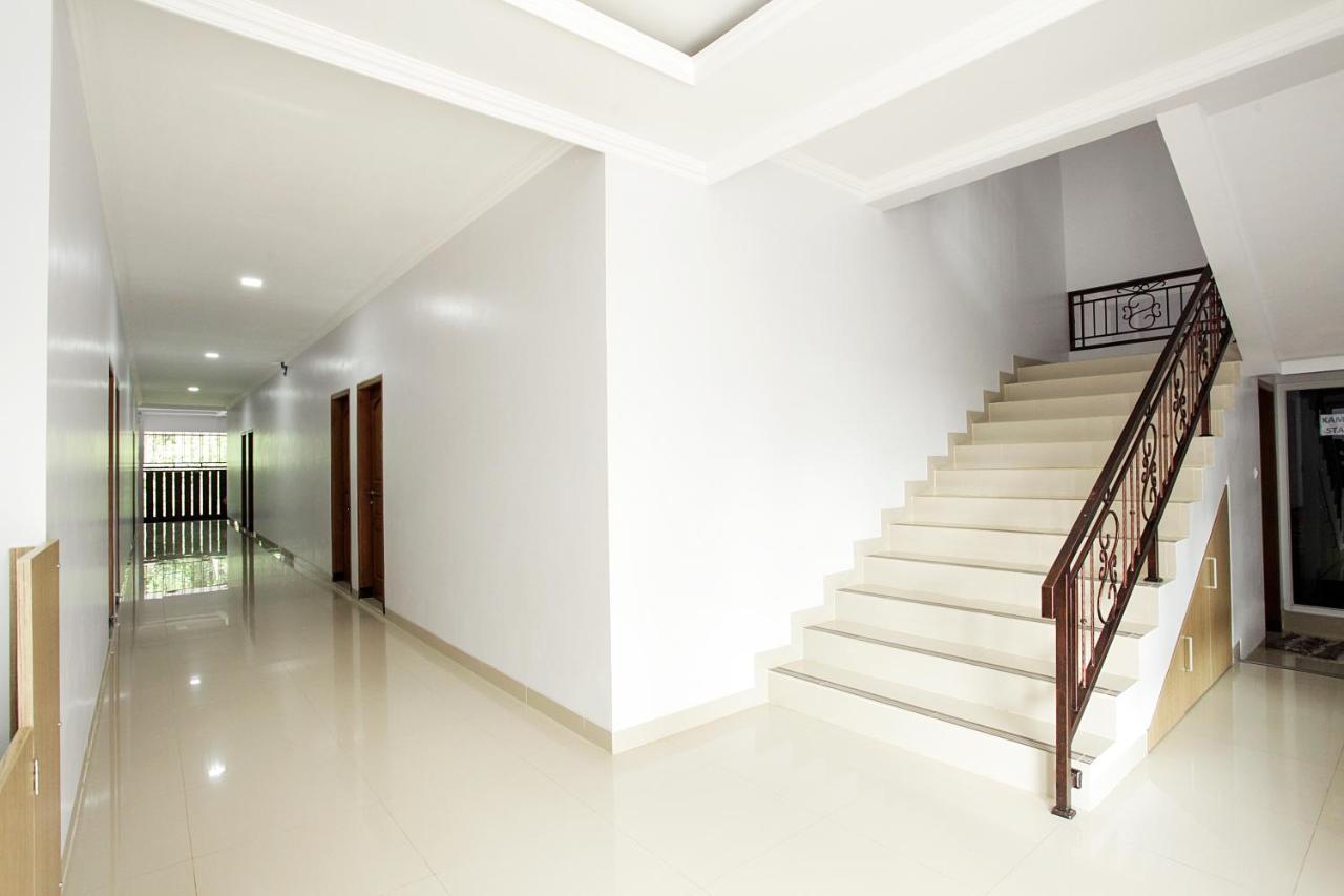 Banua Raya Homestay Джок'якарта Екстер'єр фото