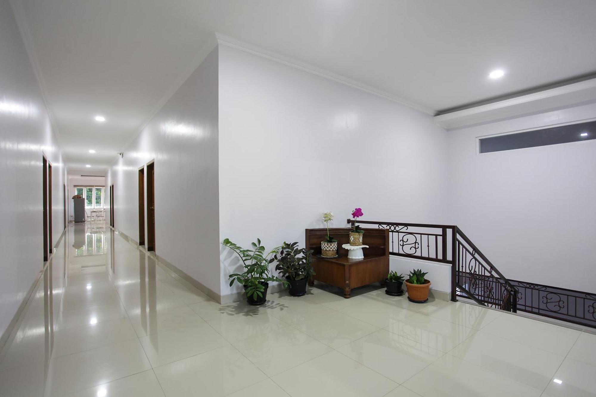 Banua Raya Homestay Джок'якарта Екстер'єр фото